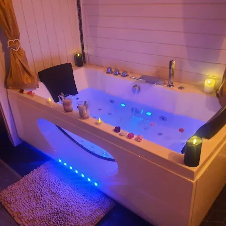 Le Temps Suspendu Bed & Breakfast